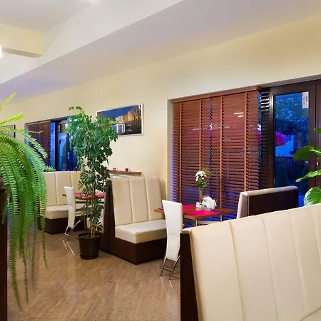 شقة Versal Airport Modlin