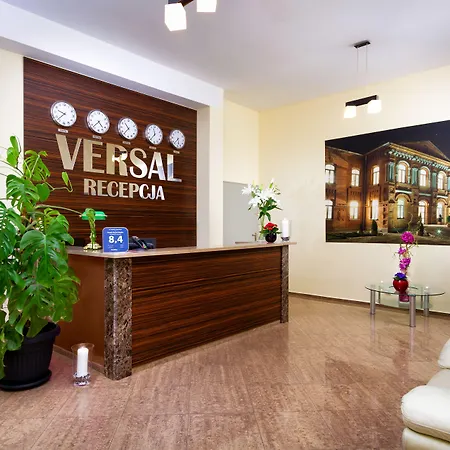 Versal Airport Modlin